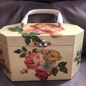 Early 1960’s Annie Laurie Original Wooden Purse